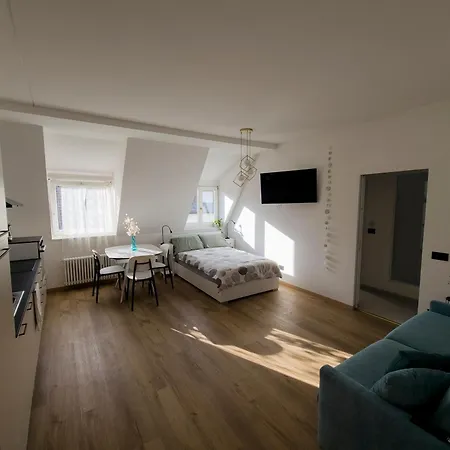 Talvera Dream - Center, Rooftop, Garage & Jacuzzi * Bolzano