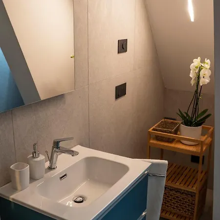 Talvera Dream - Center, Rooftop, Garage & Jacuzzi Апартаменты Больцано