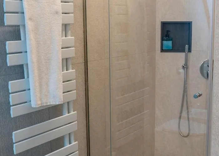 شقة Talvera Dream - Center, Rooftop, Garage & Jacuzzi *